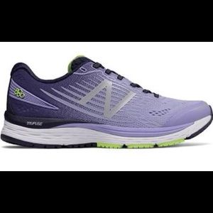 NWOT🏃🏽‍♀️New Balance Women’s 880v8 Running Shoes